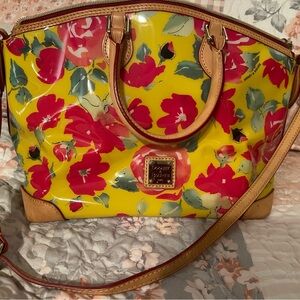 Dooney & Bourke purse. Like new condition. Never used.
